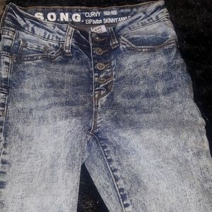 4-button acid washed jeans